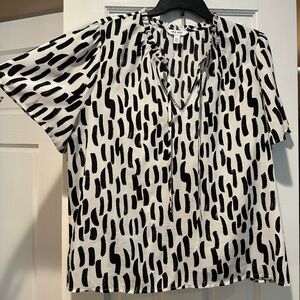 Nine West Black and White Abstract Blouse